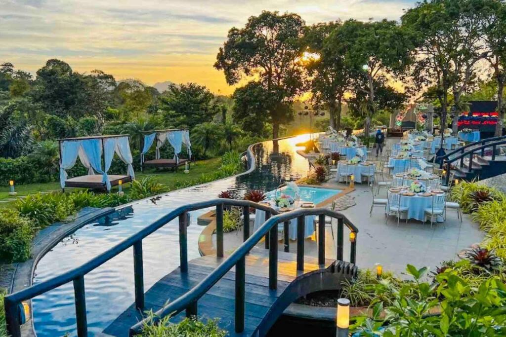 Overlooking Staycation At Sandari Batulao Tagaytay City Kültér fotó